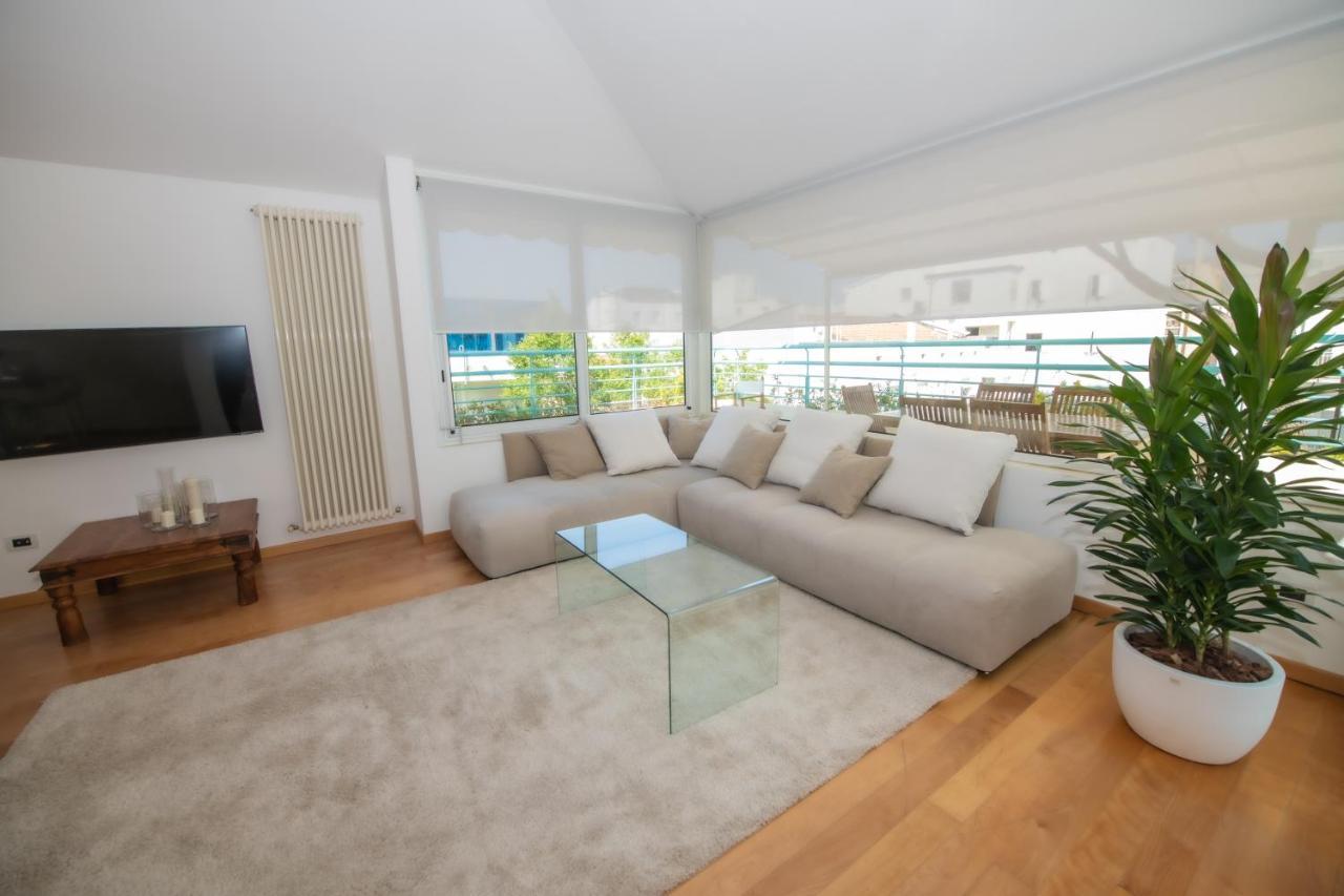 Luxury Suites Collection - Pascoli 13 里乔内 外观 照片